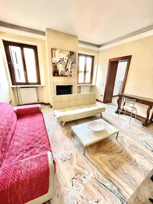Apartment Under The Basilica Of Sant'Andrea Mantova Exterior photo