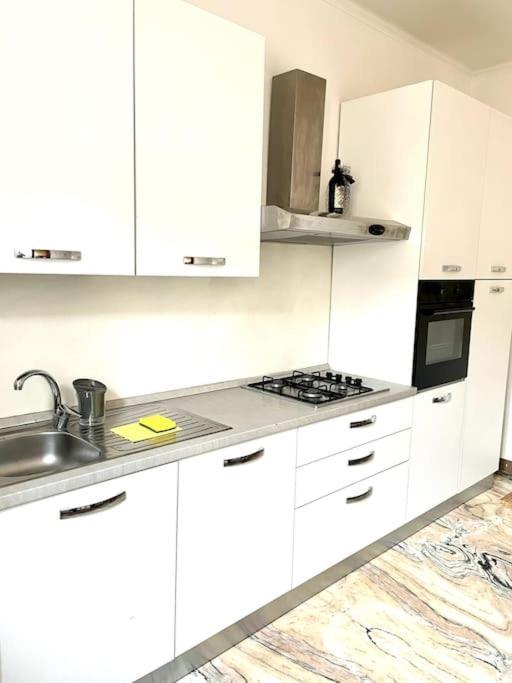 Apartment Under The Basilica Of Sant'Andrea Mantova Exterior photo