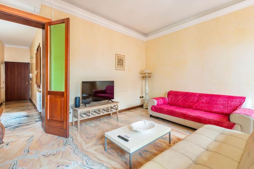 Apartment Under The Basilica Of Sant'Andrea Mantova Exterior photo